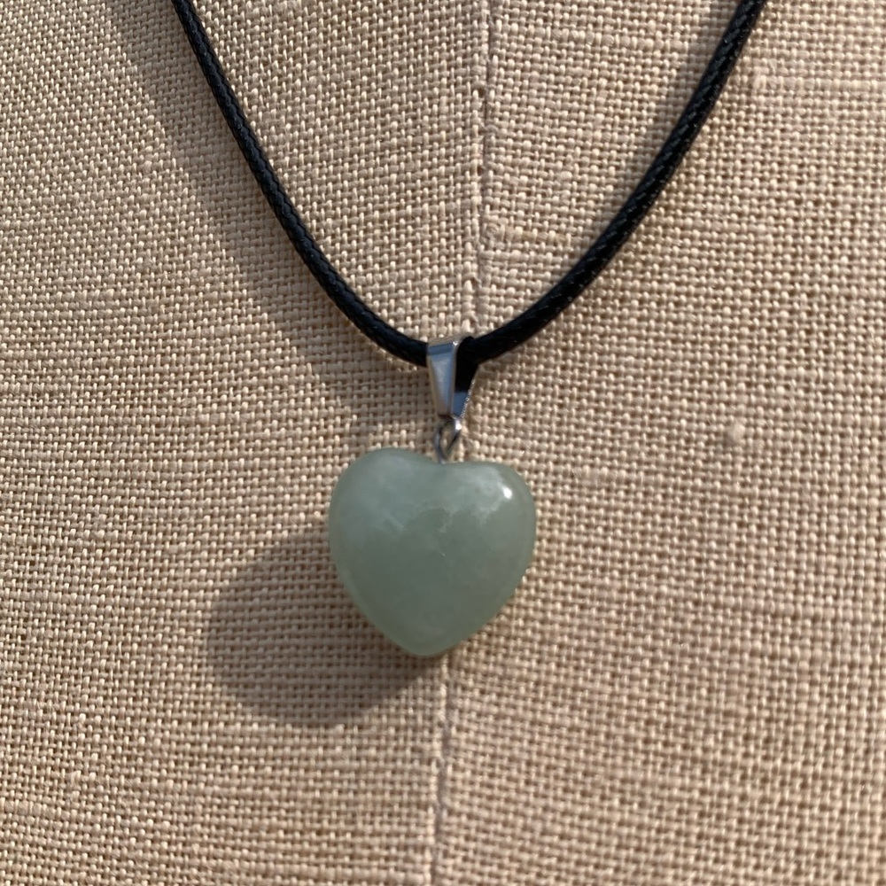 Handmade Genuine Stone Heart Amulet Necklace - Picture 4 of 10